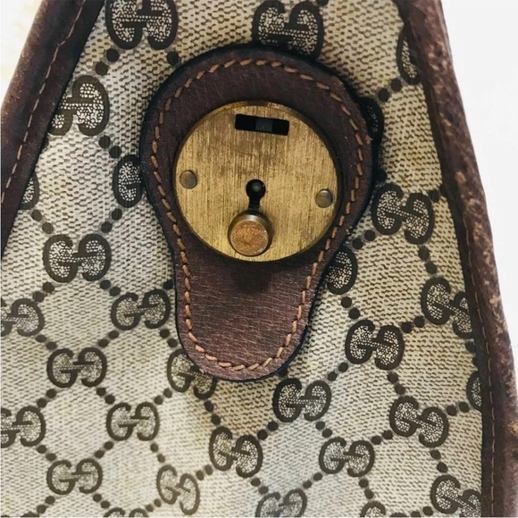 Gucci Beige and Brown Signature Tote - Picture 10 of 11